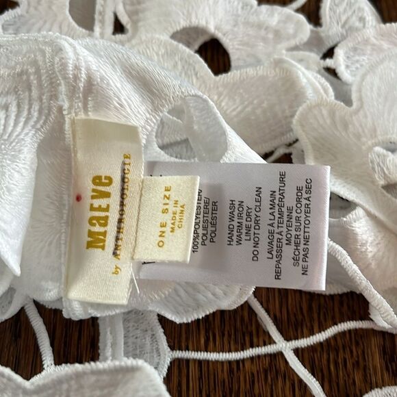 Maeve One Size Floral Lace Vest Style Blouse by Anthropologie - Picture 6 of 7